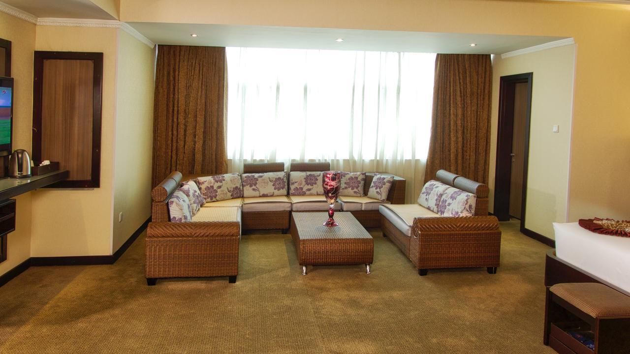 Elilly International Hotel Аддис-Абеба Экстерьер фото