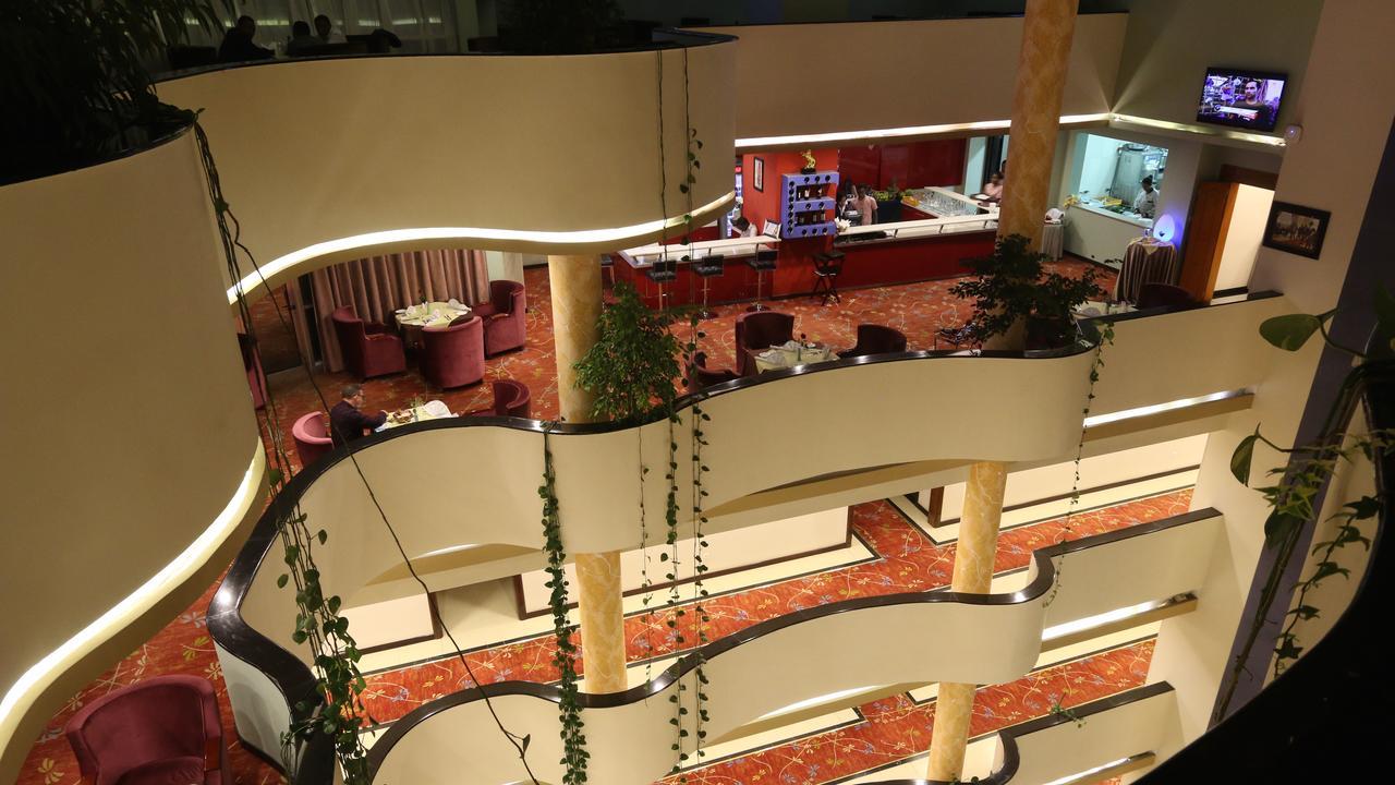 Elilly International Hotel Аддис-Абеба Экстерьер фото
